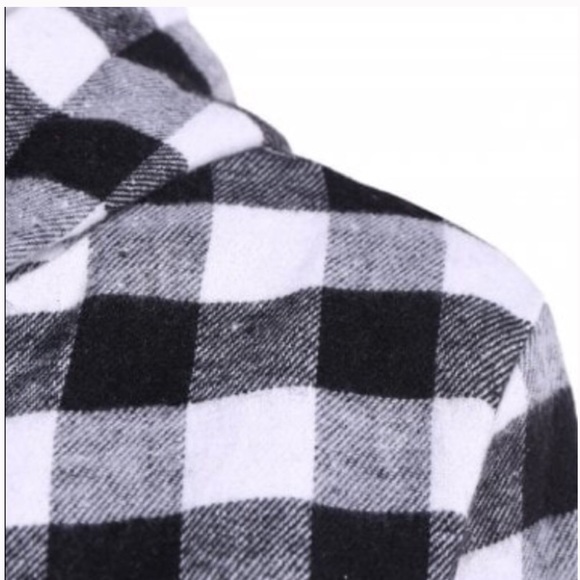 Checkered lined flannel button up hoodie - Picture 2 of 5